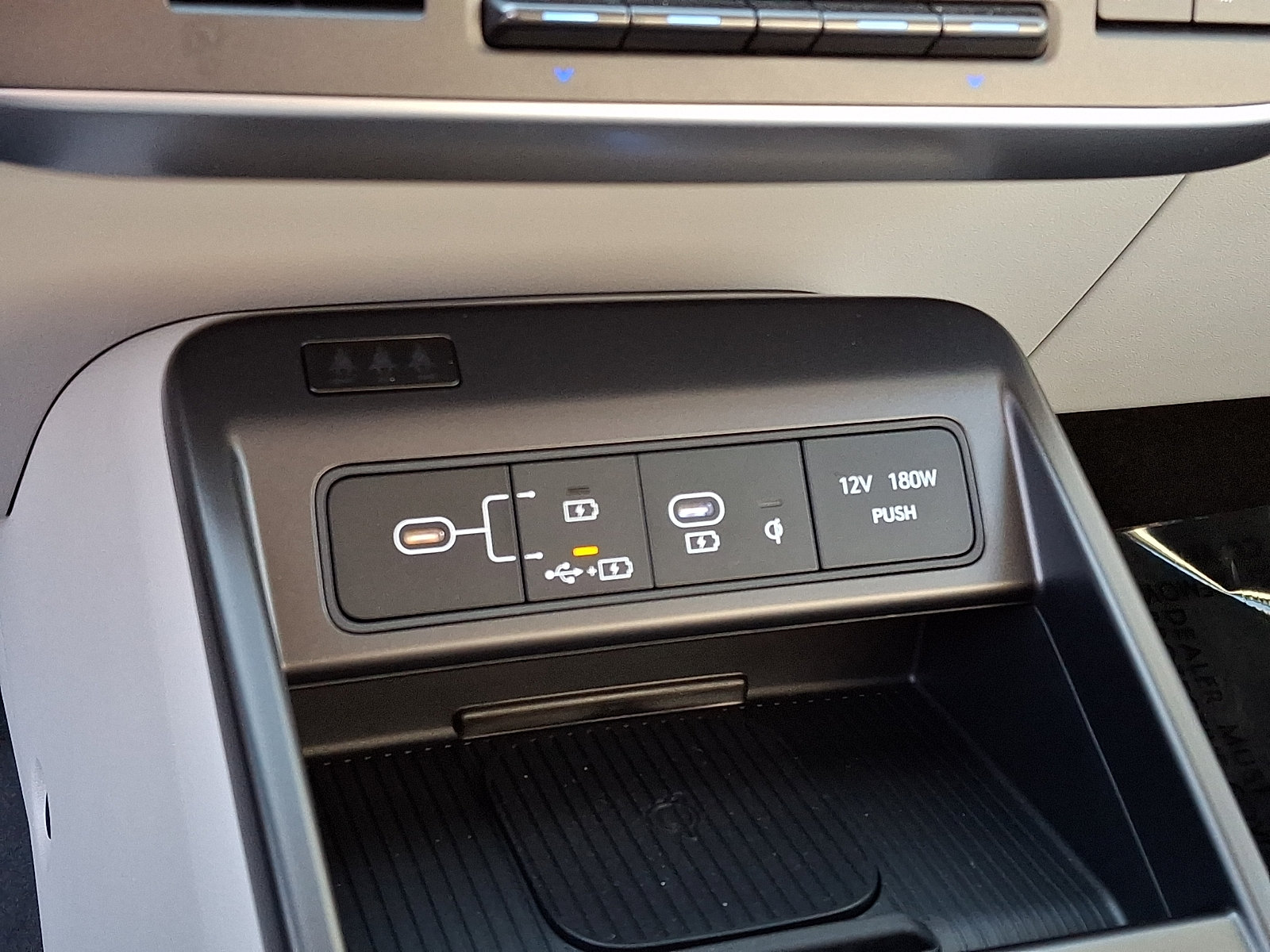 Used 2026 Hyundai Kona SEL Premium AWD/4WD image 18