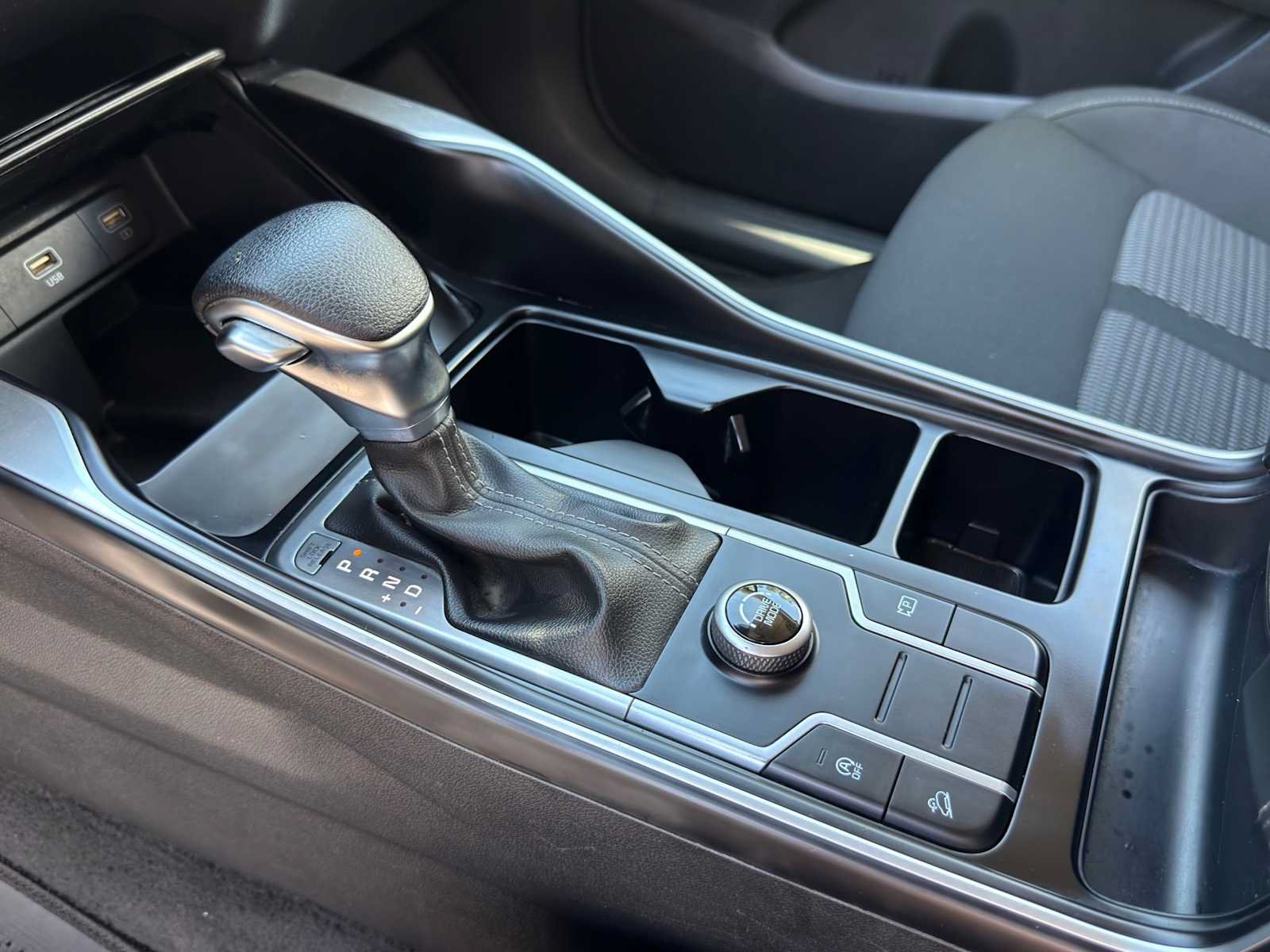 Certified 2023 Kia Sorento LX FWD image 15