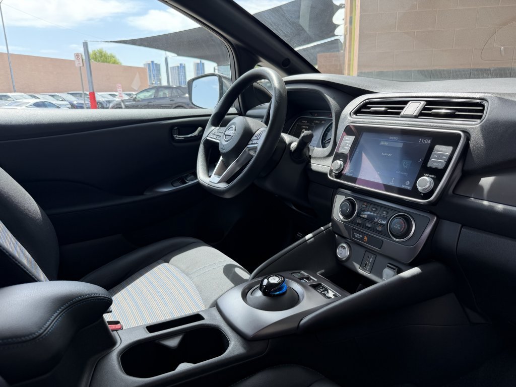 Used 2025 Nissan Leaf S FWD image 35