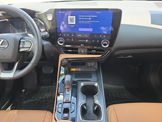 Used 2022 Lexus NX 350h AWD image 11