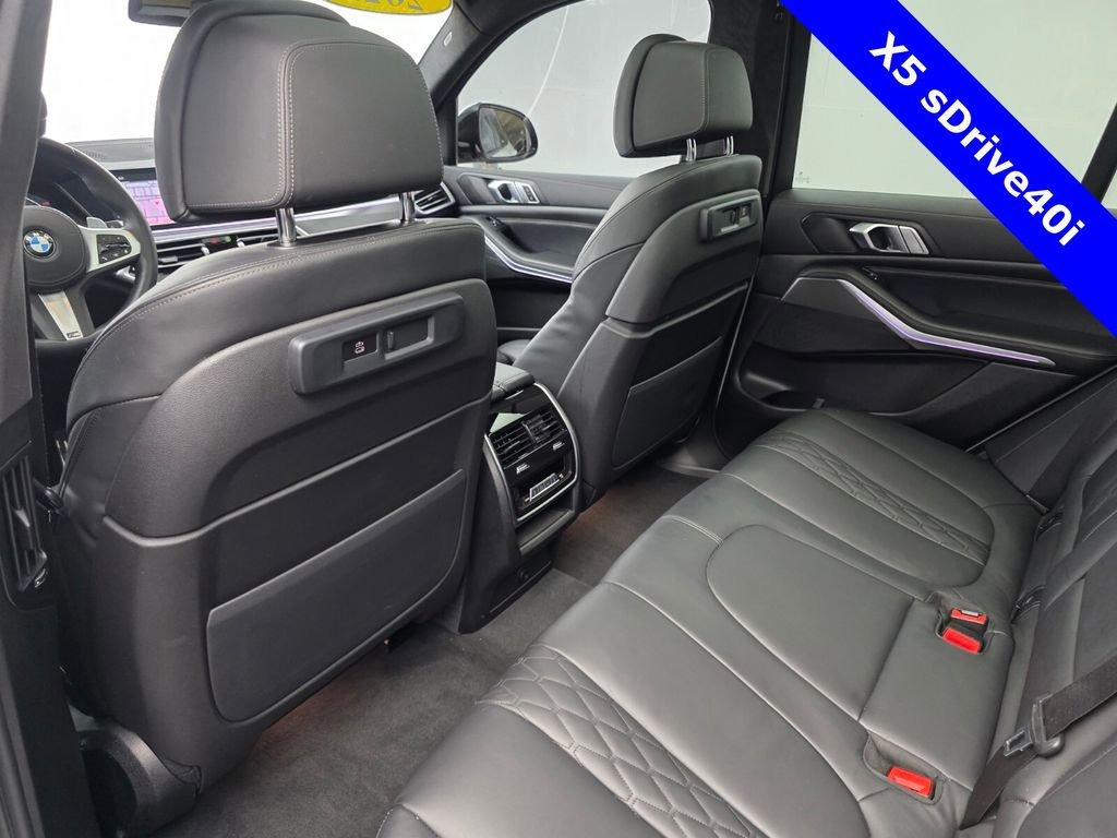Used 2022 BMW X5 sDrive40i w/ M Sport Package image 15