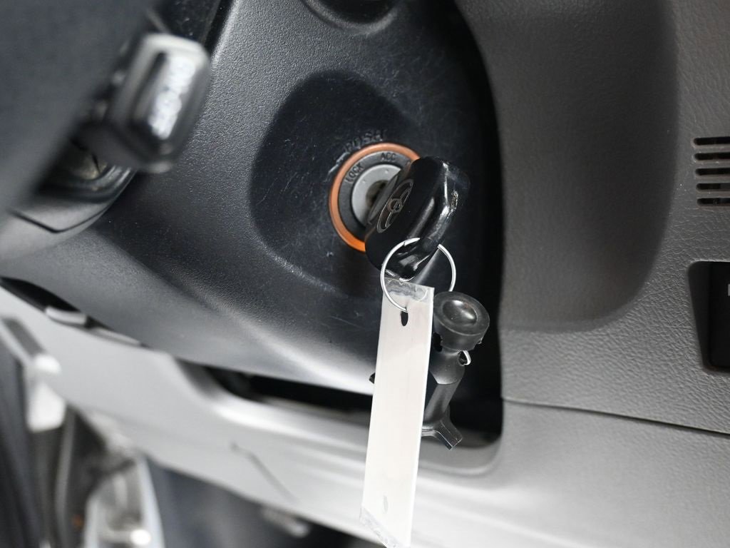 Used 2011 Toyota 4Runner SR5 w/ Convenience Pkg image 25