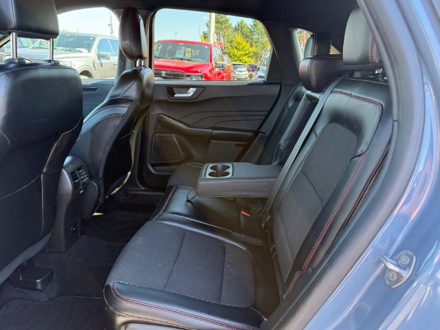 Certified 2023 Ford Escape ST-Line w/ Tech Pack #1 AWD/4WD image 9
