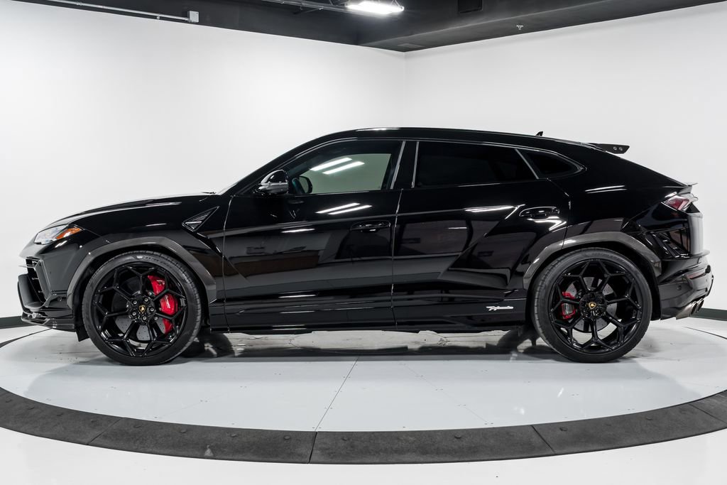 Used 2023 Lamborghini Urus Performante AWD/4WD image 6