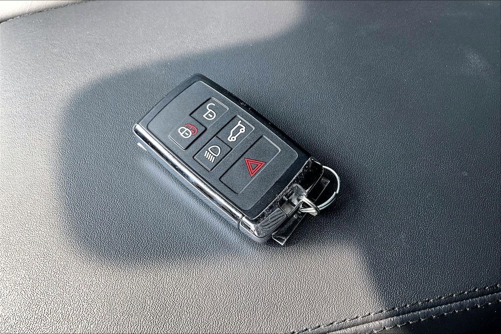 Used 2023 Land Rover Range Rover Autobiography AWD/4WD image 10