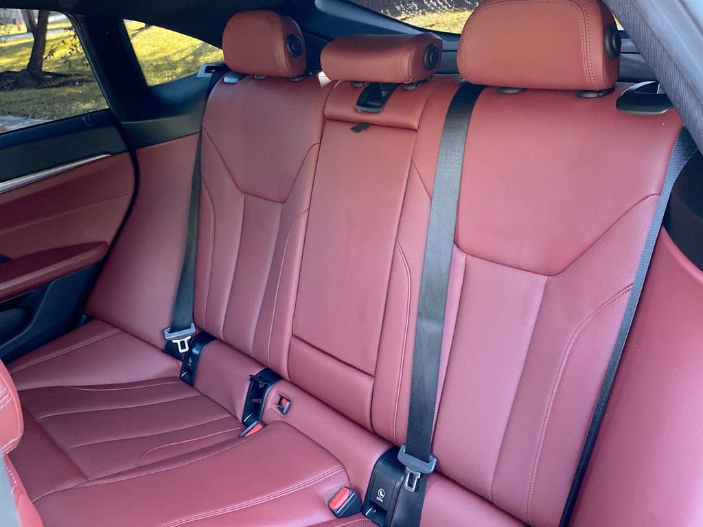 Used 2023 BMW i4 eDrive40 image 42