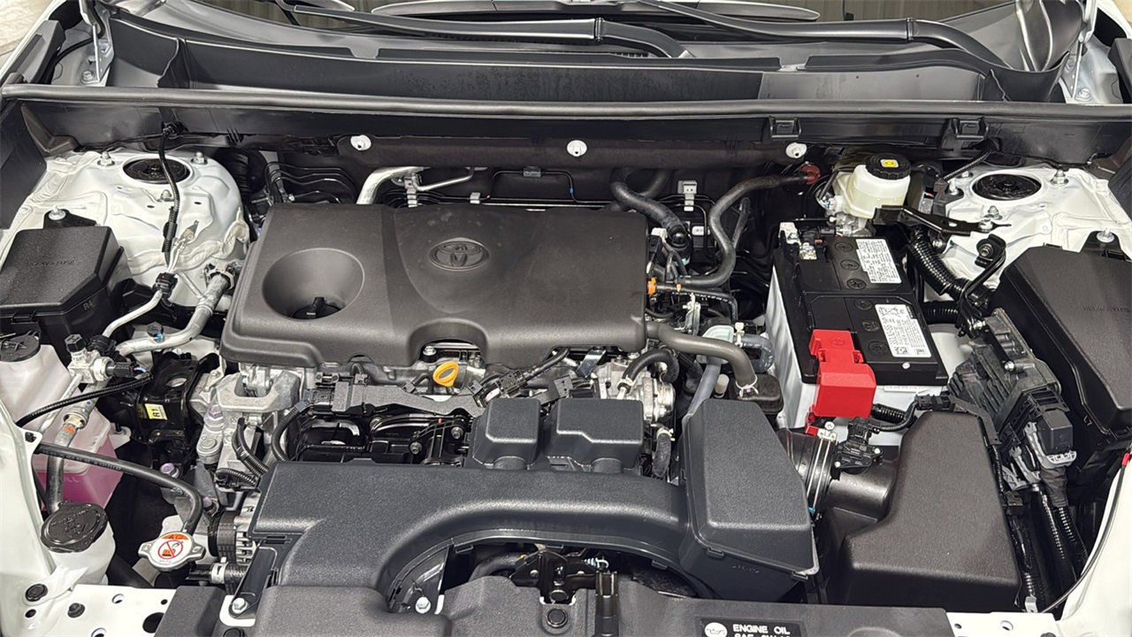 Used 2025 Toyota RAV4 XLE w/ Convenience Package image 25