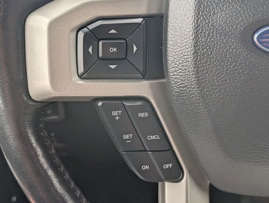 Used 2022 Ford F350 Lariat w/ Lariat Ultimate Package AWD/4WD image 12