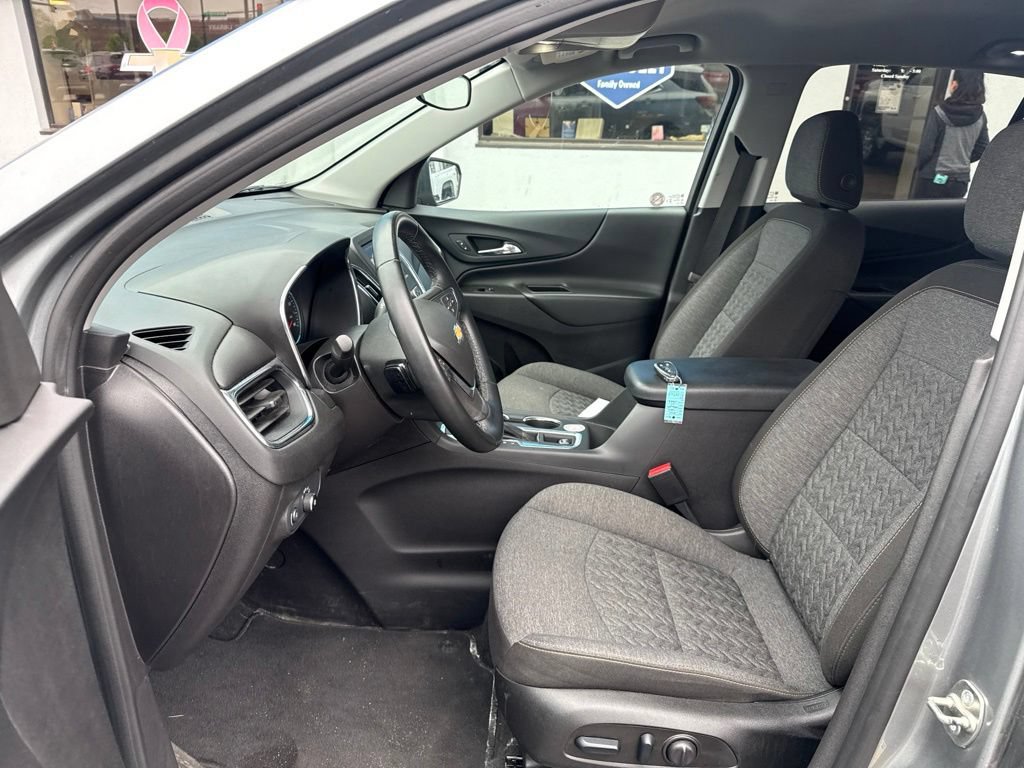 Used 2024 Chevrolet Equinox LT AWD/4WD image 16