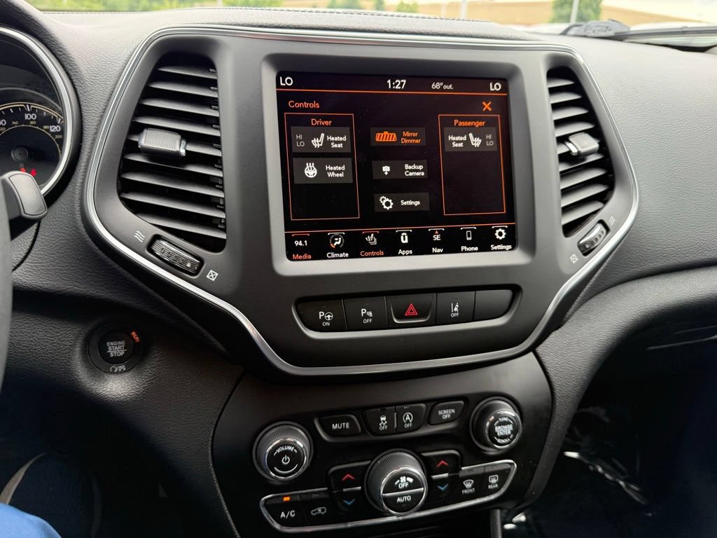 Certified 2023 Jeep Cherokee Altitude Lux AWD/4WD image 16
