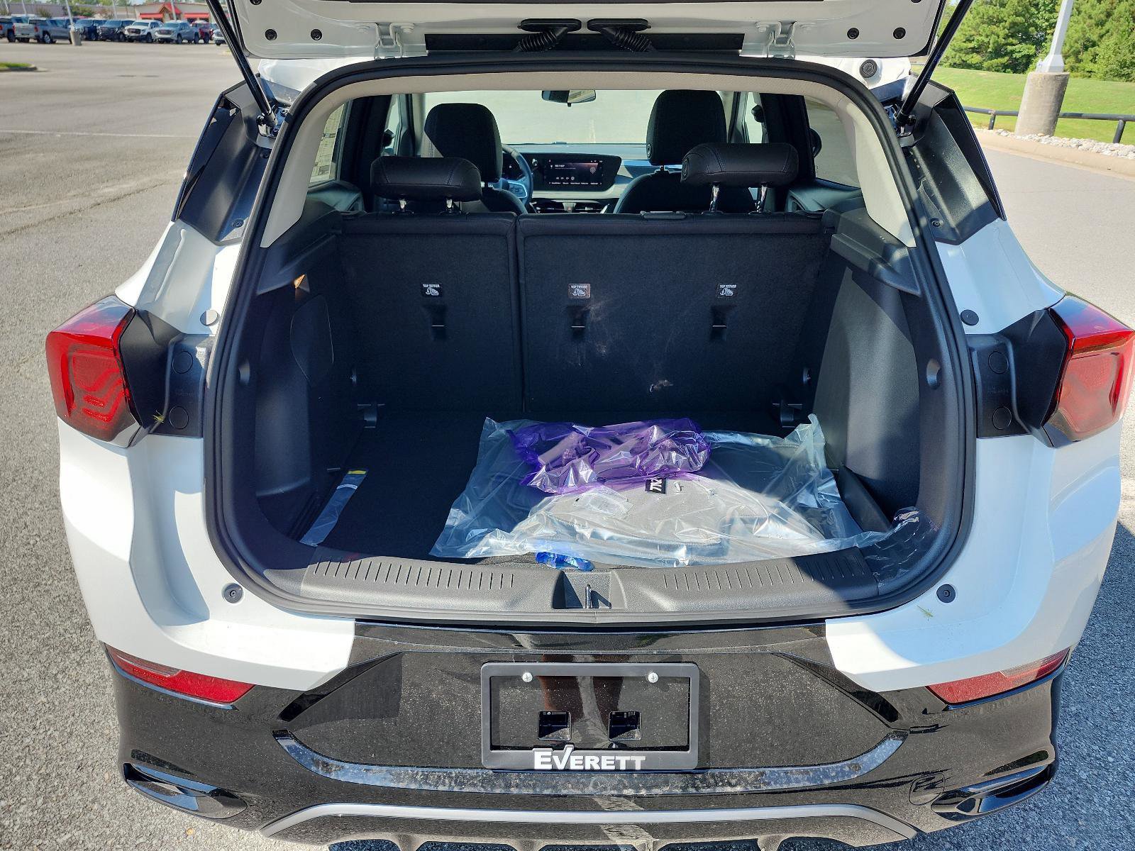 New 2026 Buick Encore GX Sport Touring w/ Comfort Package image 8