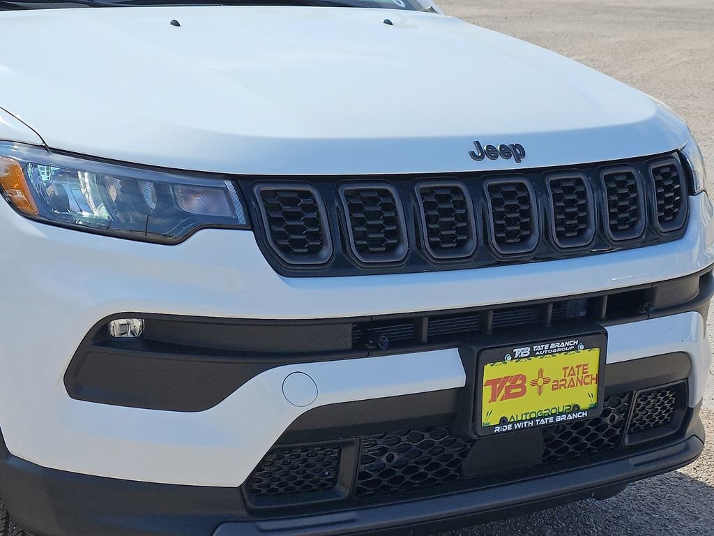 Used 2026 Jeep Compass Latitude w/ Quick Order Package 29K AWD/4WD image 7