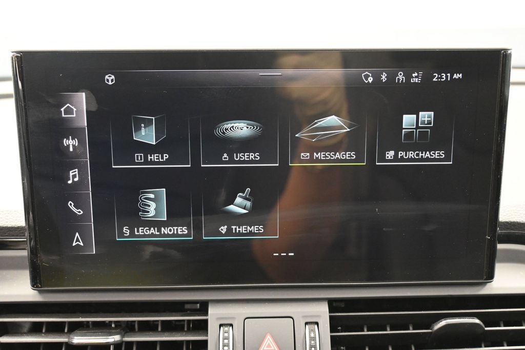 Used 2024 Audi Q5 e Premium w/ Convenience Package AWD/4WD image 29