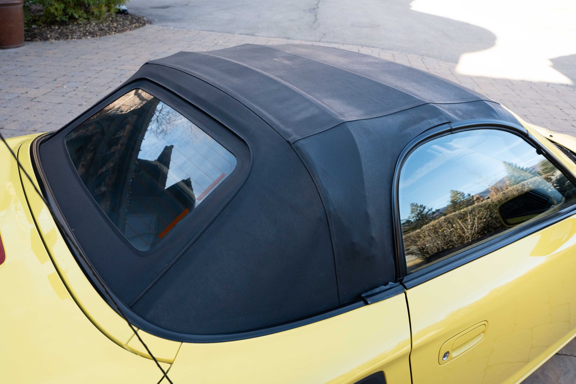 Used 2001 Toyota MR2 image 26