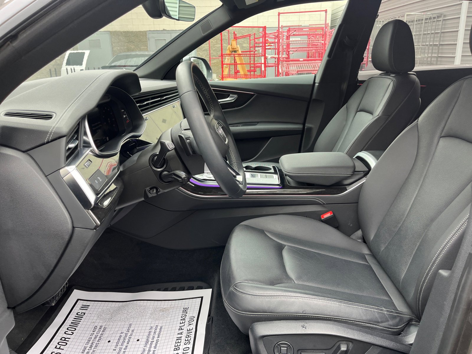 Used 2024 Audi Q8 Premium Plus w/ Premium Plus Package image 12