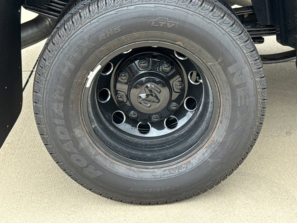 New 2026 RAM 3500 Lone Star AWD/4WD image 9