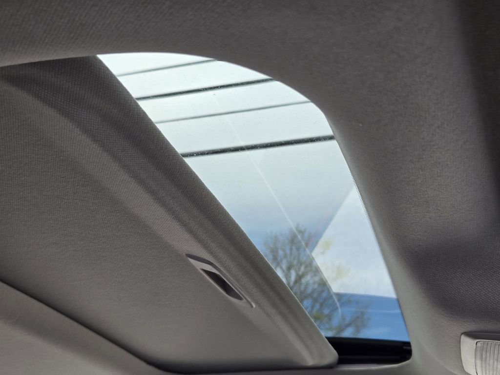 New 2026 Nissan Sentra SR w/ SR Premium Package image 10