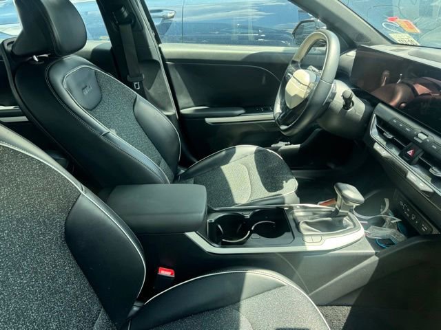 Certified 2025 Kia K4 GT-Line Turbo FWD image 10