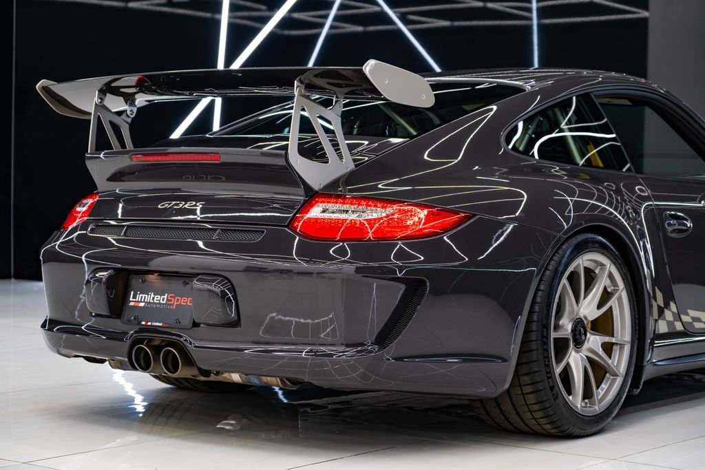 Used 2011 Porsche 911 GT3 RWD image 13