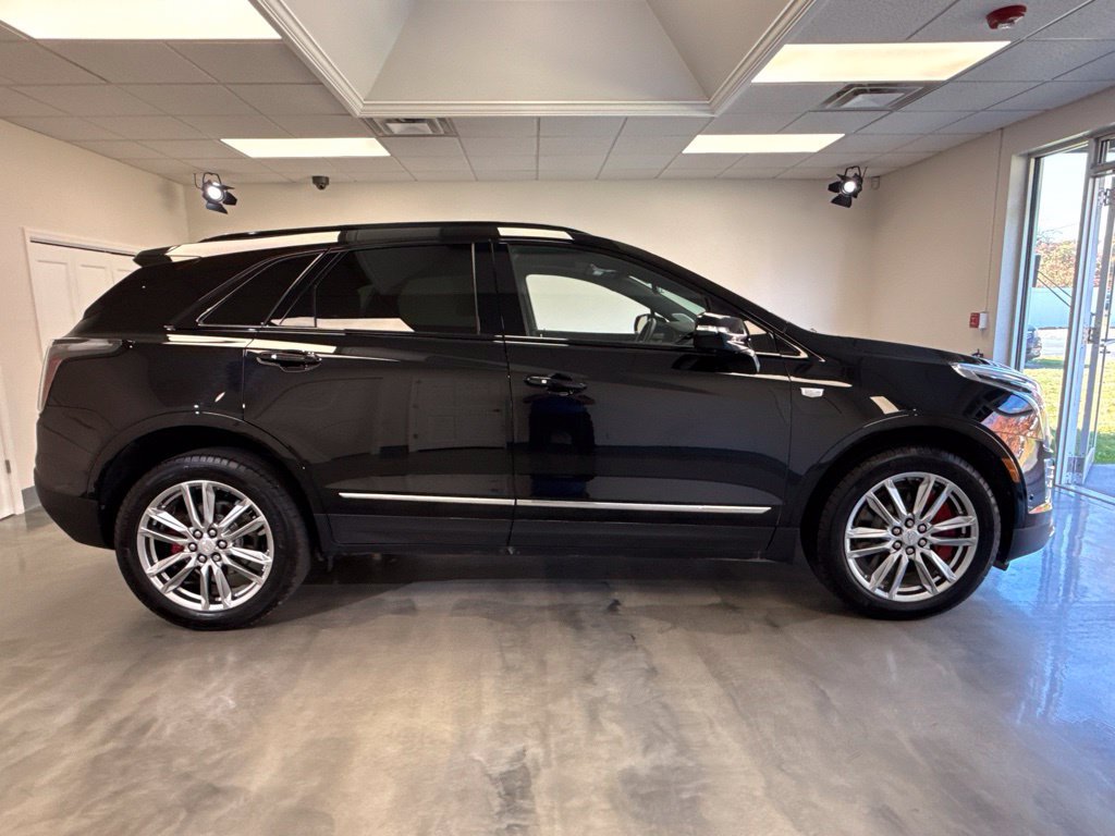Used 2026 Cadillac XT5 Sportv w/ LPO, Floor Liner Package AWD/4WD image 8