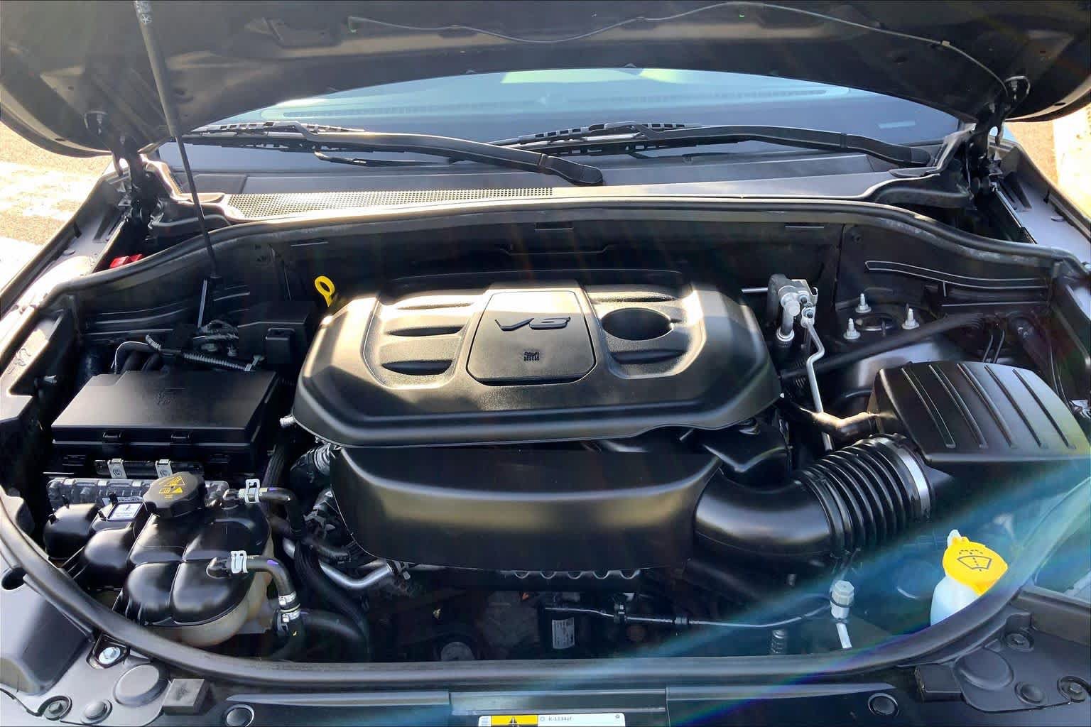 Used 2019 Jeep Grand Cherokee Limited AWD/4WD image 32