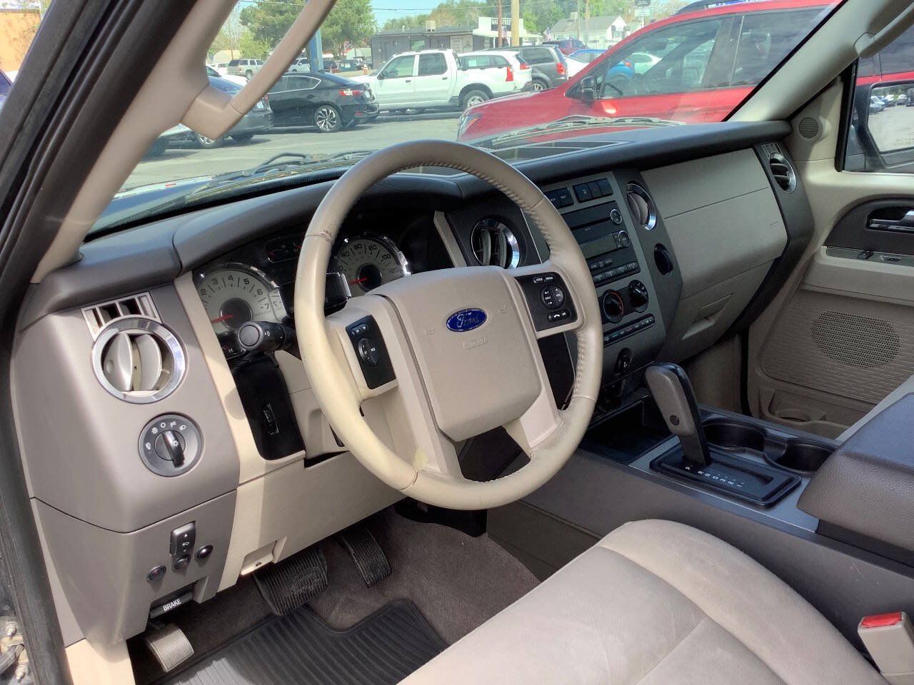Used 2013 Ford Expedition XLT w/ HD Trailer Tow Pkg AWD/4WD image 32