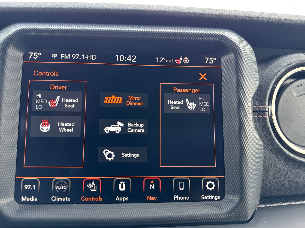 Used 2021 Jeep Wrangler Unlimited Sahara image 30