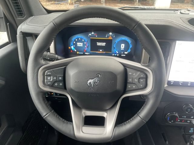 New 2025 Ford Bronco Outer Banks w/ Black Appearance Package image 15