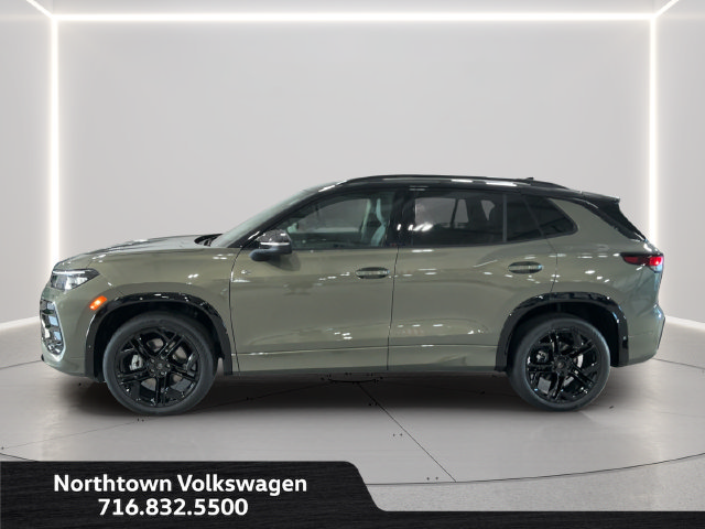 New 2026 Volkswagen Tiguan SE R-Line AWD/4WD image 2