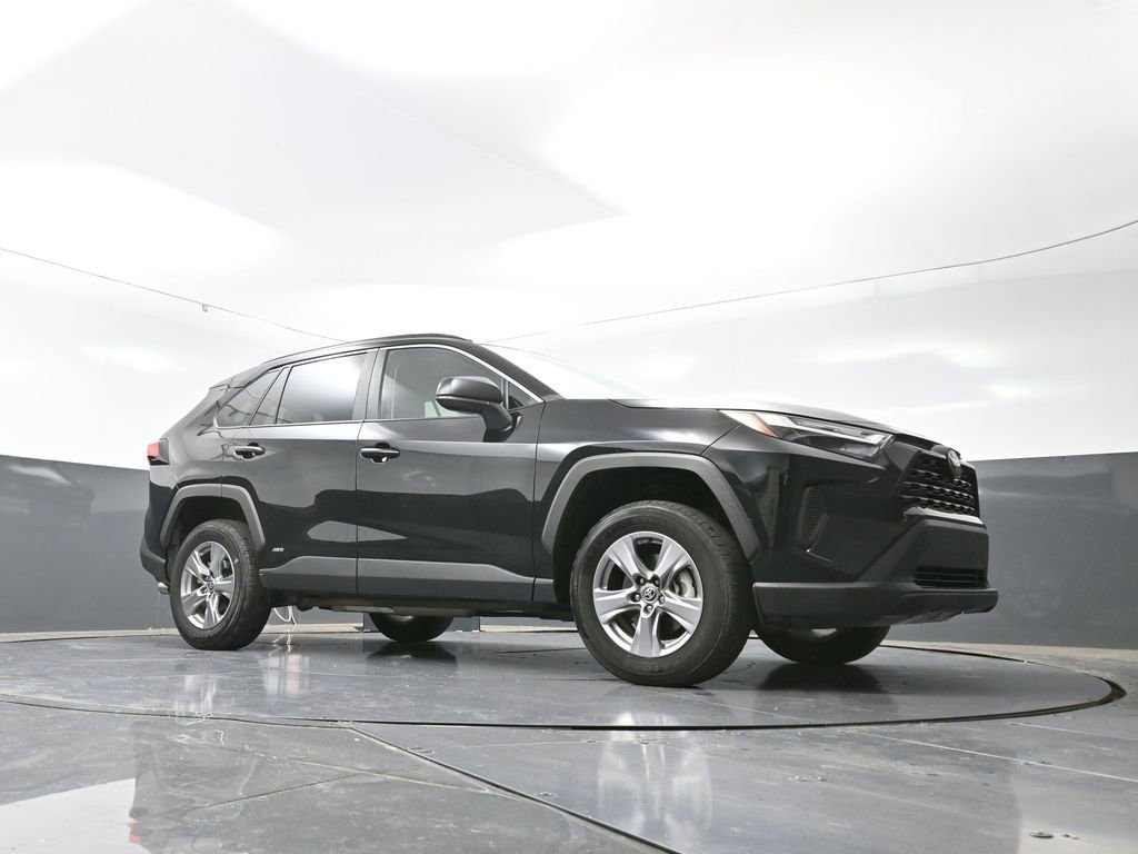 Used 2025 Toyota RAV4 LE image 49