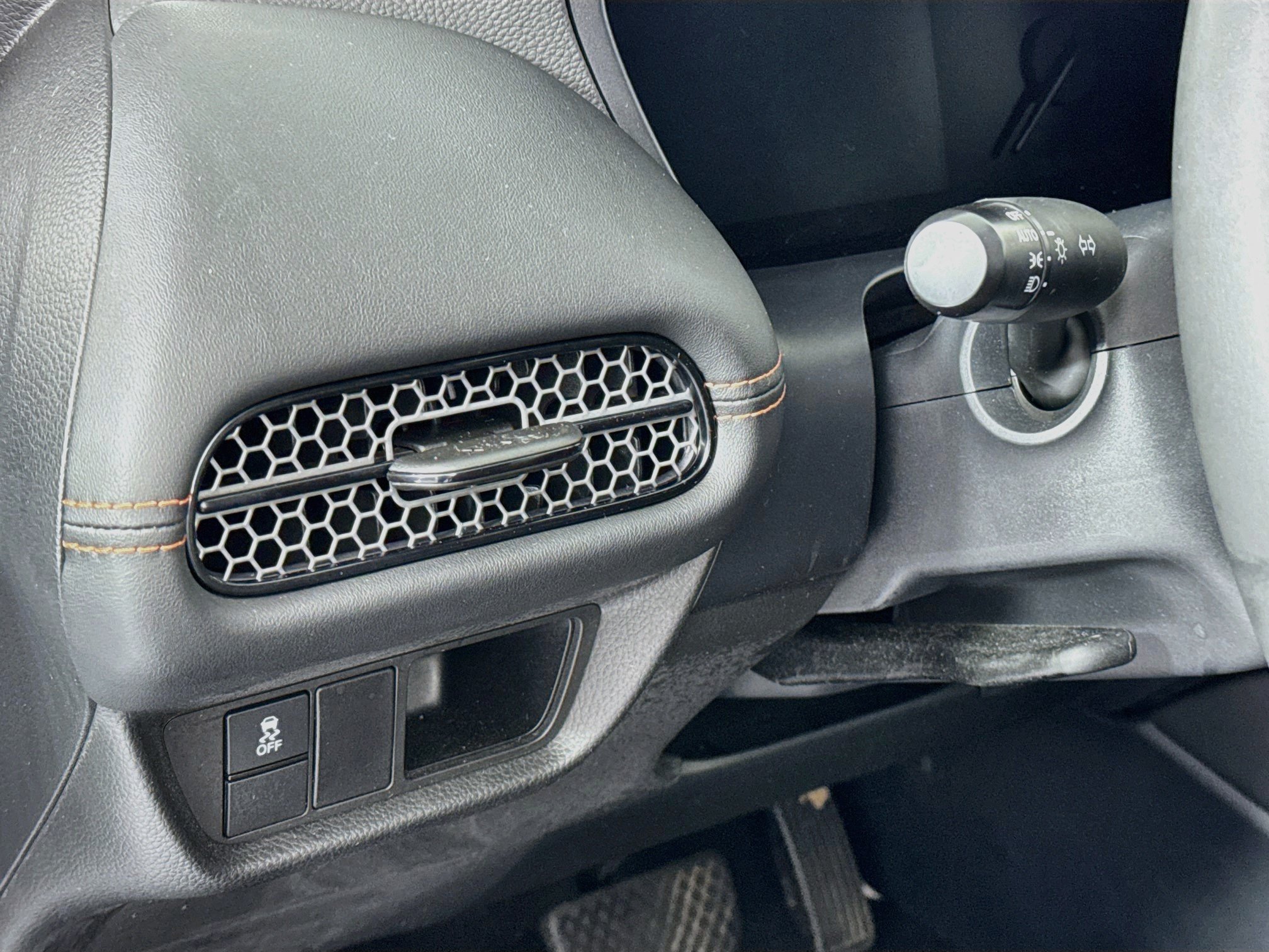 Certified 2024 Honda HR-V Sport image 10