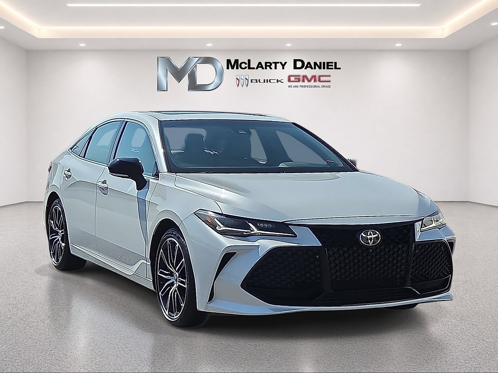 Used 2019 Toyota Avalon Touring w/ Advanced Safety Package
