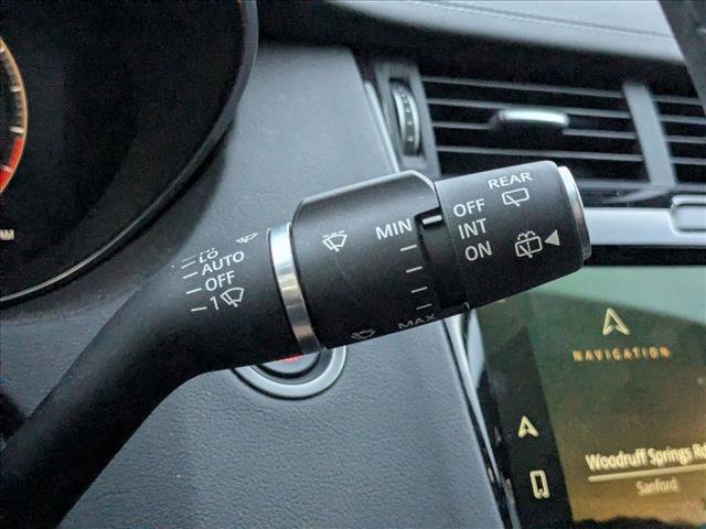 Used 2024 Jaguar E-PACE R-Dynamic SE AWD/4WD image 7