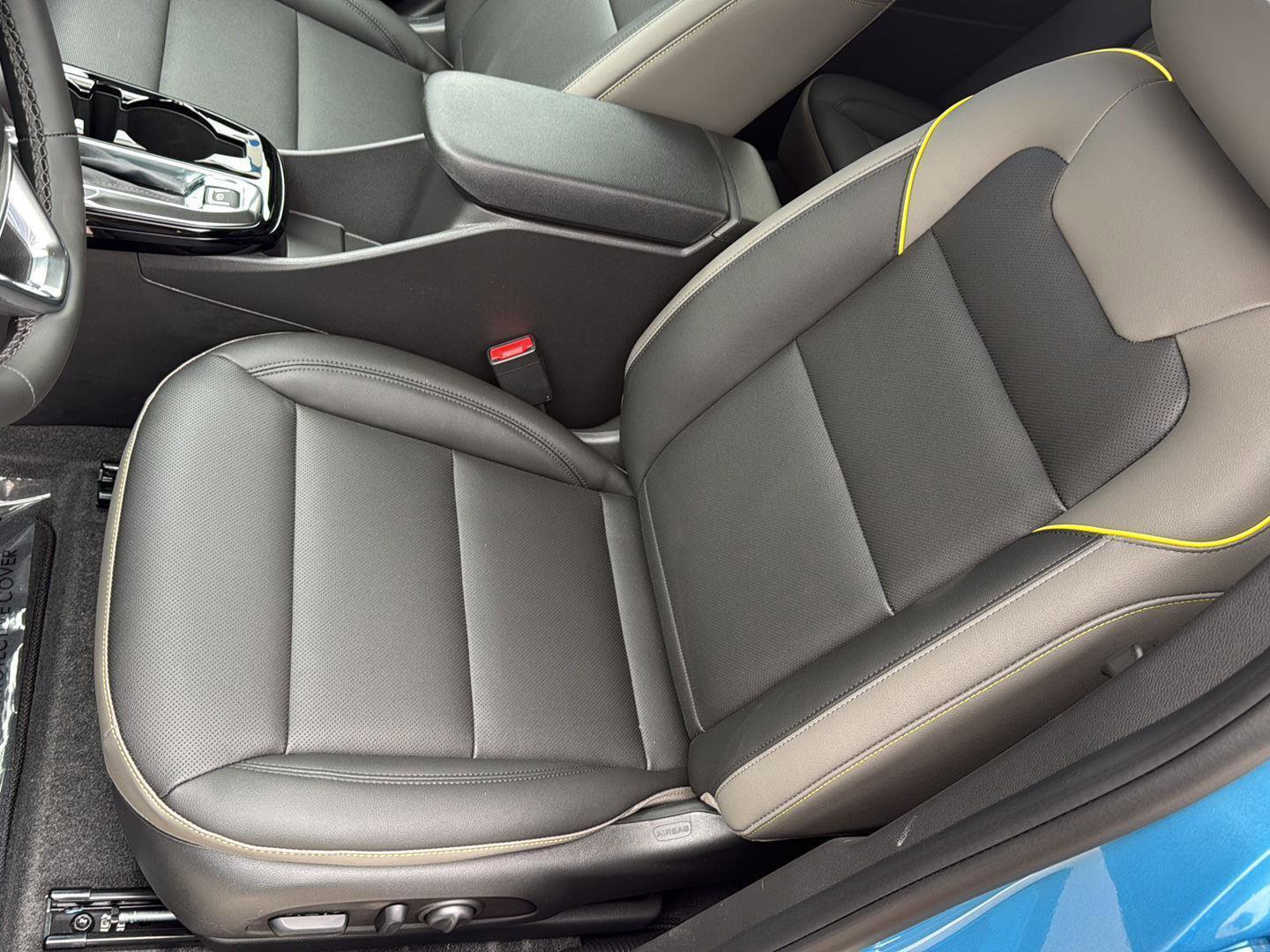 New 2026 Chevrolet Trax ACTIV w/ Driver Confidence Package image 23