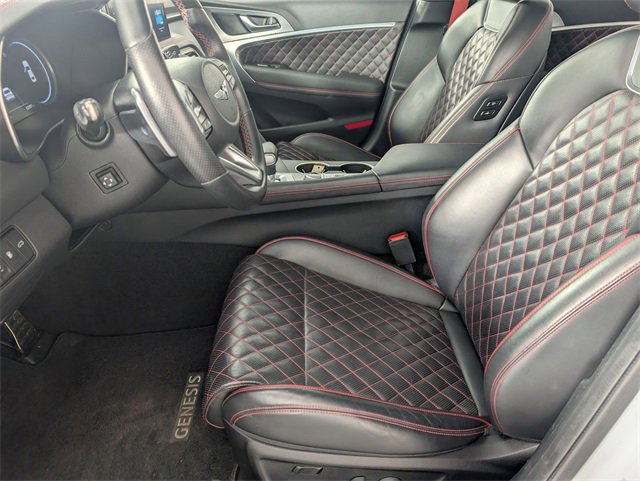 Used 2022 Genesis G70 3.3T image 13