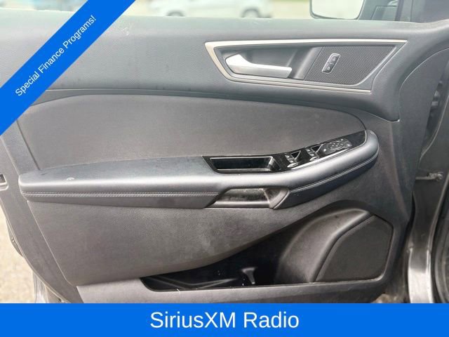 Used 2018 Ford Edge SEL image 13