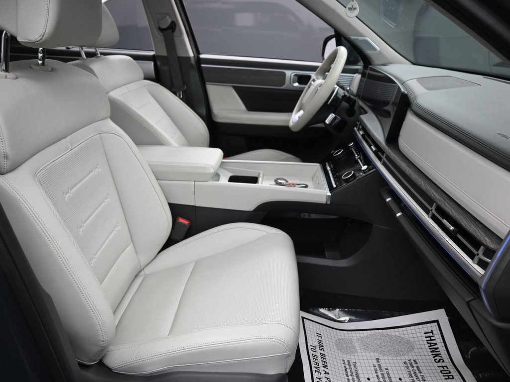 Used 2024 Hyundai Santa Fe Limited image 37