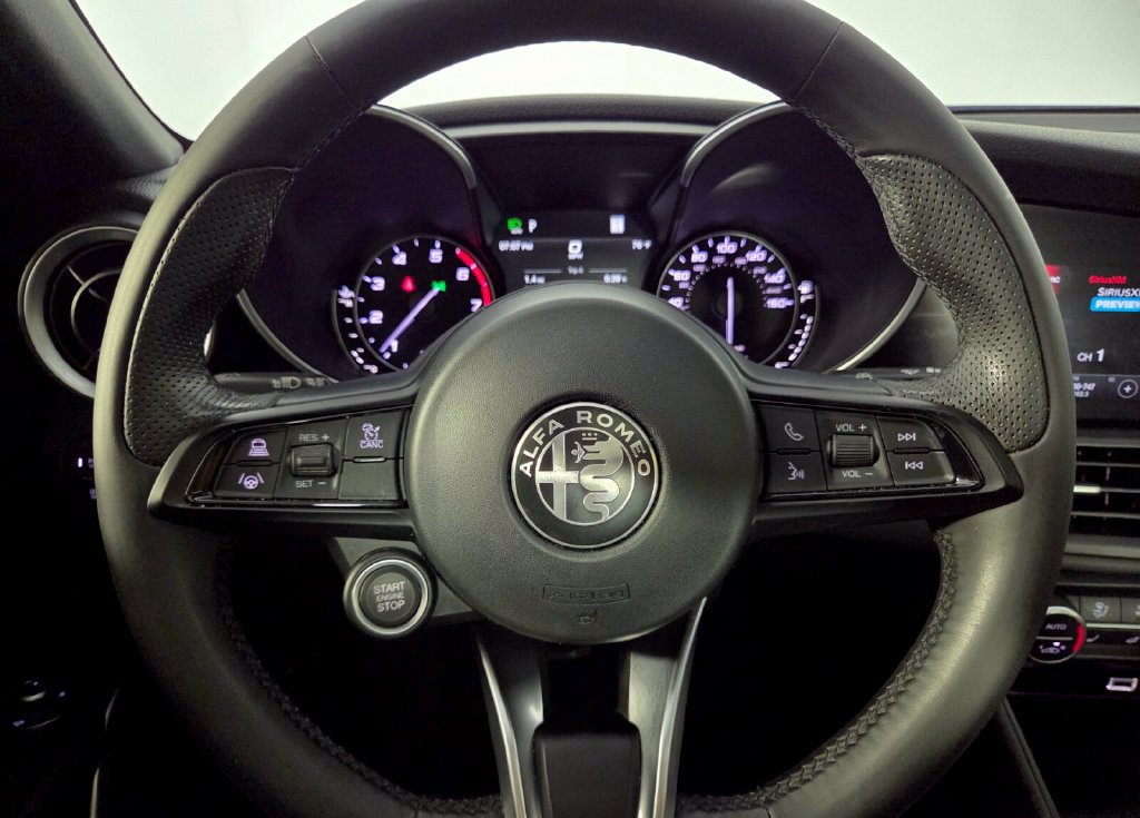 Used 2023 Alfa Romeo Giulia Ti w/ Active Assist Plus Package RWD image 15