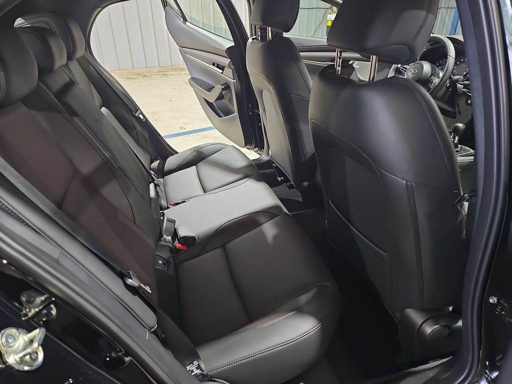 New 2026 MAZDA MAZDA3 2.5 S Hatchback w/ Premium Pkg FWD image 11