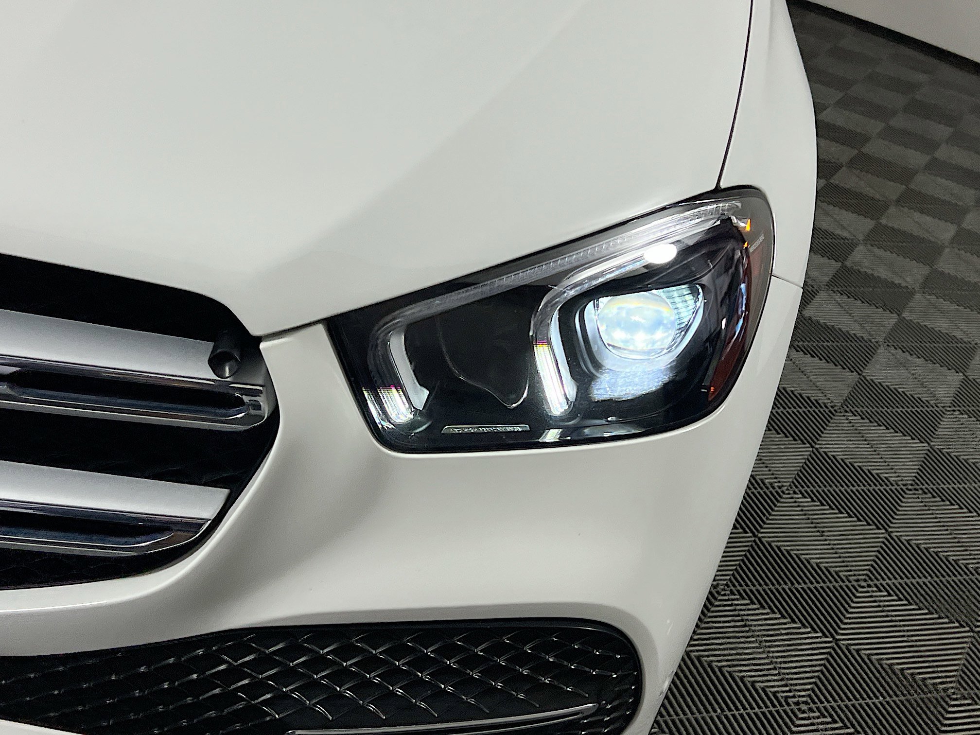 Used 2022 Mercedes-Benz GLE 350 4MATIC image 11