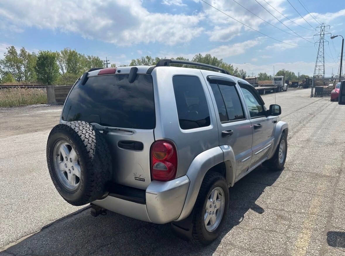 Used 2004 Jeep Liberty Limited AWD/4WD image 7