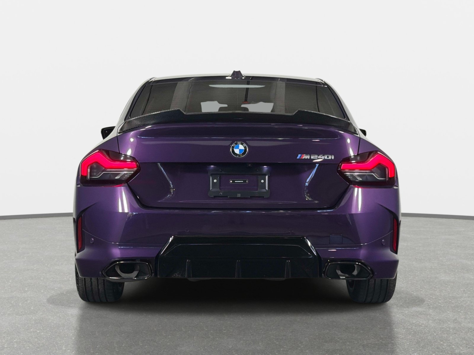 Used 2025 BMW M240i Coupe RWD image 8