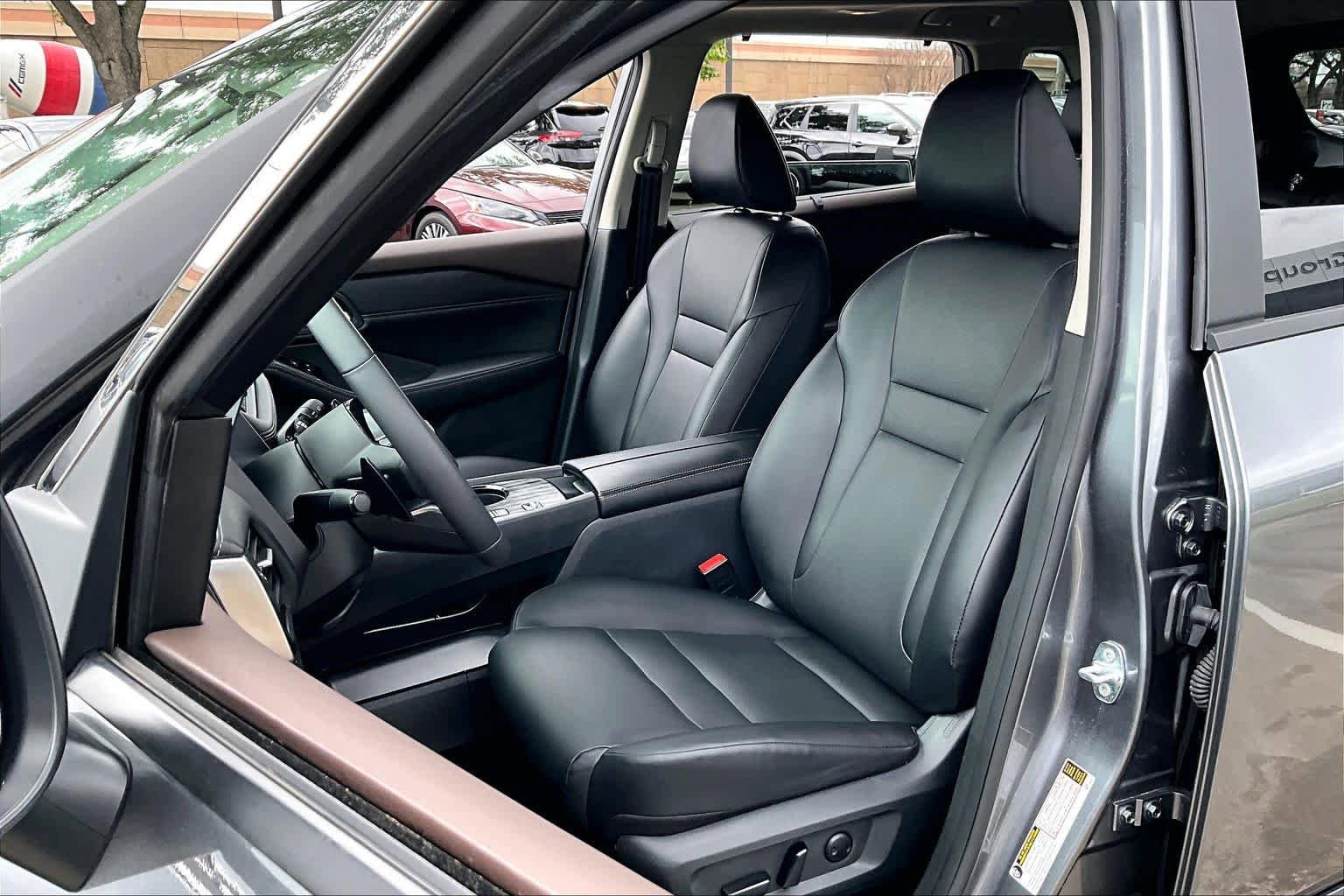 Certified 2023 Nissan Rogue SV w/ SV Premium B Package FWD image 8
