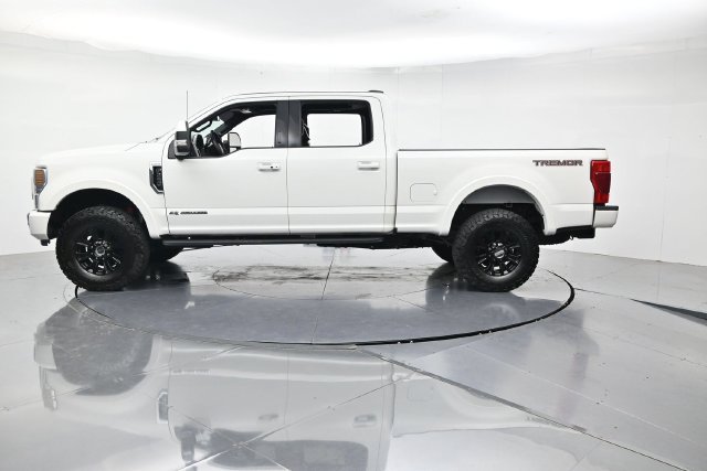 Certified 2022 Ford F250 Lariat w/ Tremor Off-Road Package AWD/4WD image 7