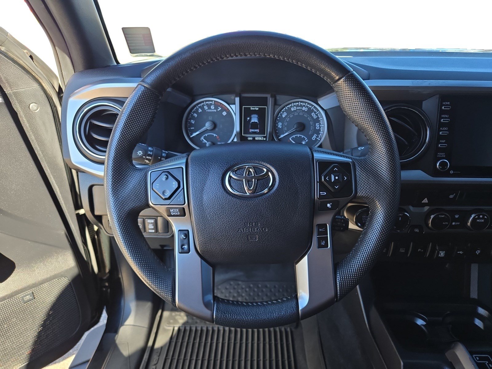 Used 2021 Toyota Tacoma Limited w/ Nightshade Package AWD/4WD image 11