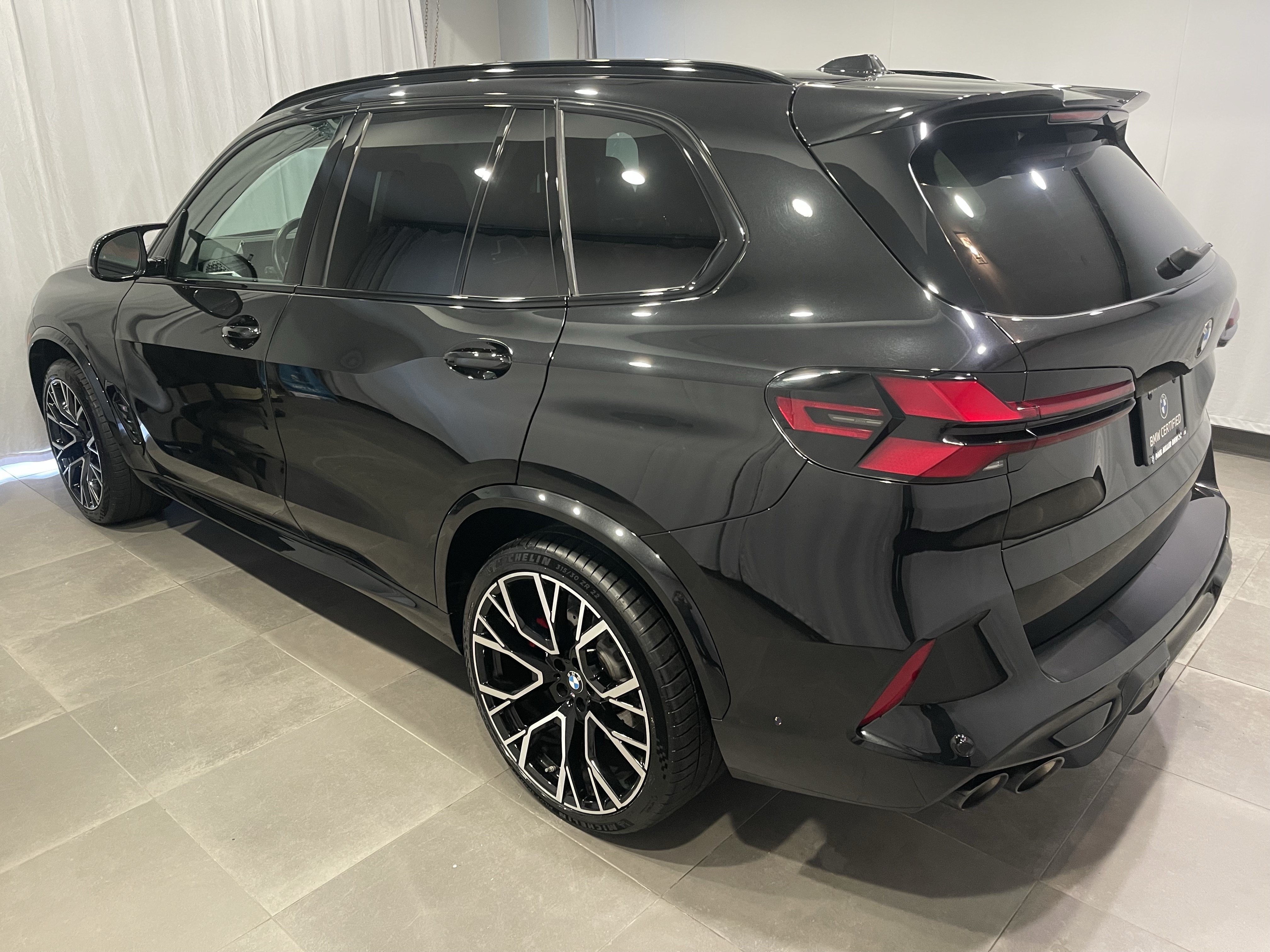 Used 2024 BMW X5 M Competition AWD/4WD image 4