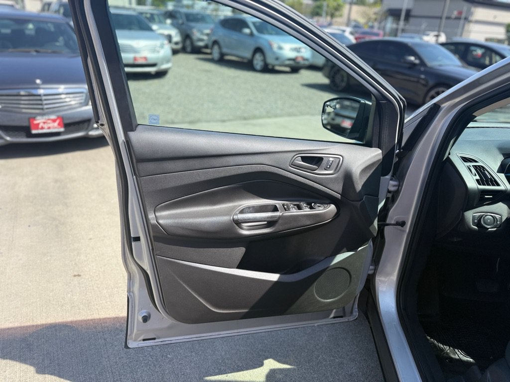 Used 2013 Ford Escape S FWD image 10