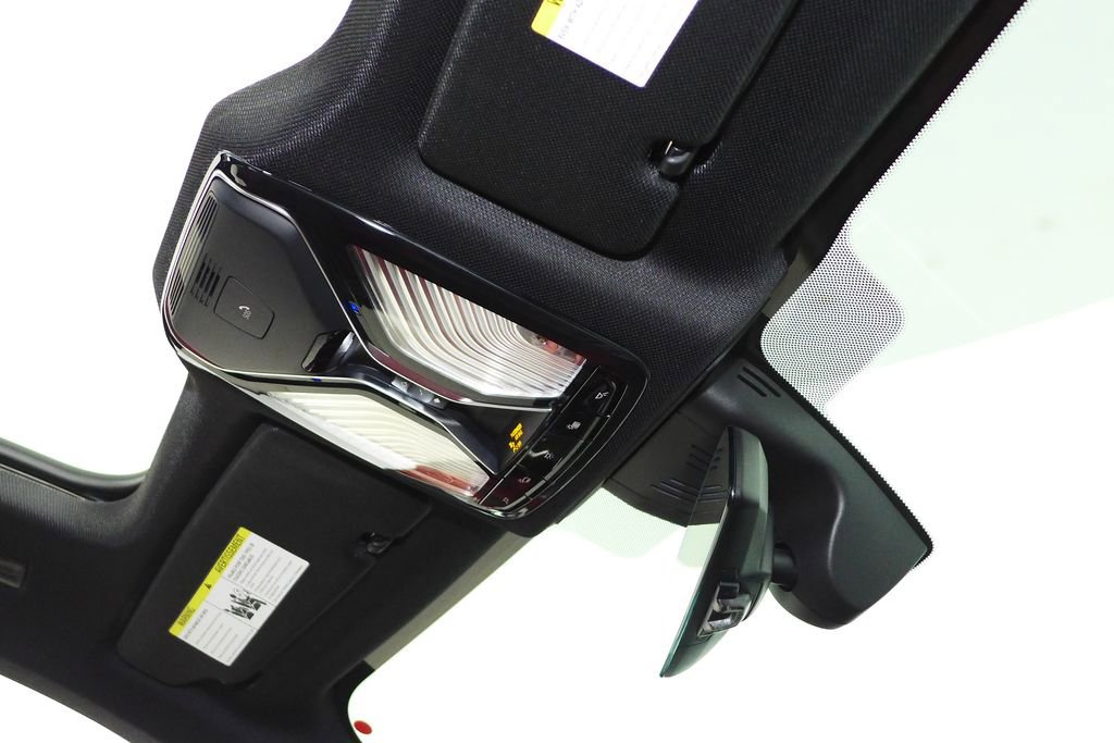 Used 2023 BMW 840i Gran Coupe w/ M Sport Professional Package image 17