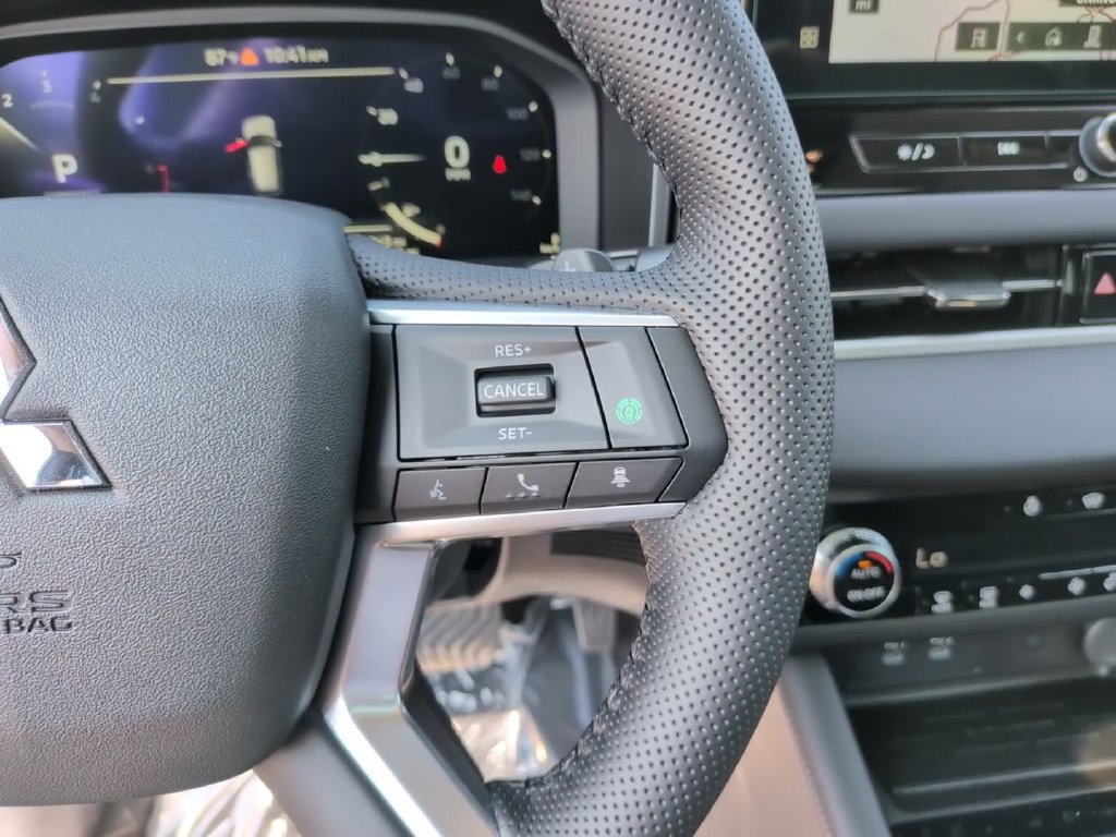 New 2026 Mitsubishi Outlander SE AWD/4WD image 24