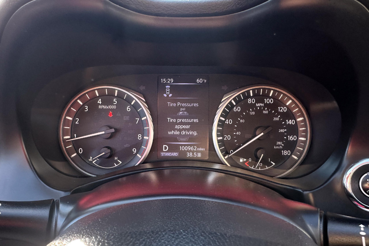 Used 2021 INFINITI Q50 Luxe image 22